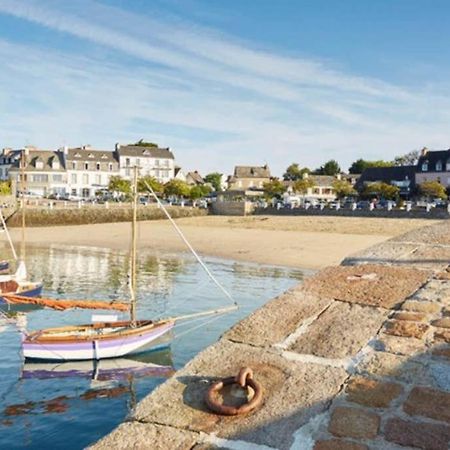 A Deux Pas Du Port De Locquirec Lägenhet Exteriör bild